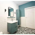 דירה Victus Spacious Close To The With A Work Space By Renters *