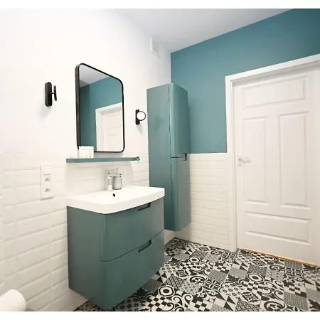 Apartament Victus Spacious Close To The With A Work Space By Renters *
